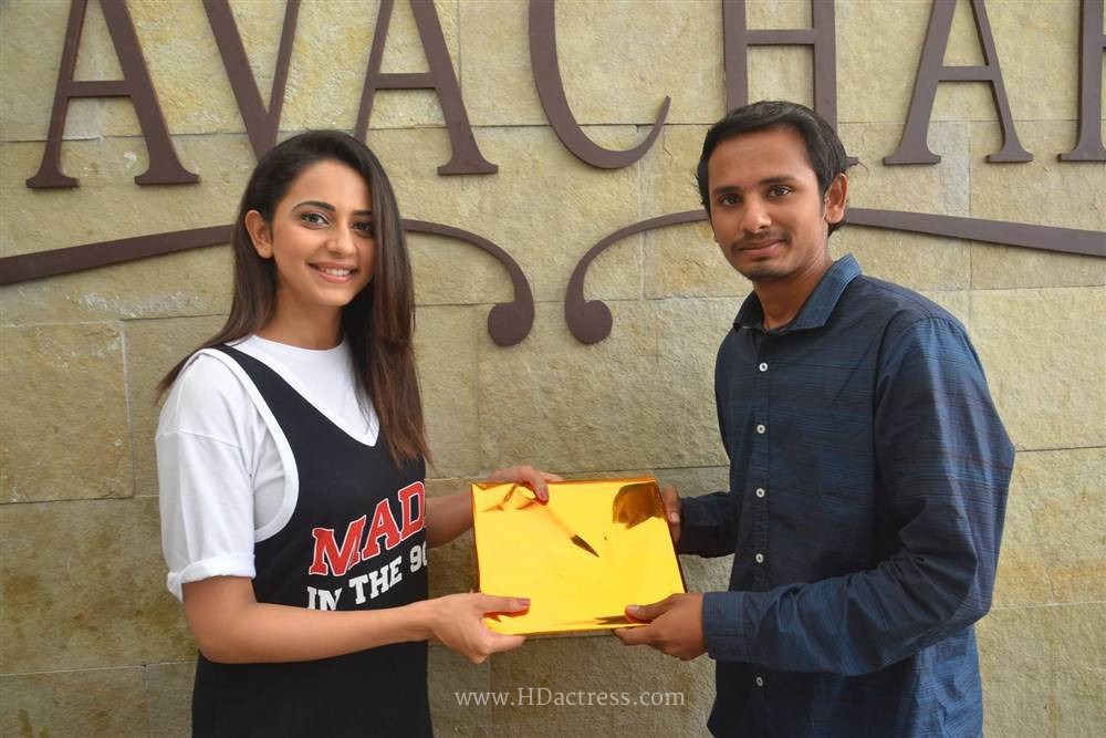 Actress Rakul Preet Singh Birthday Celebrations Photos