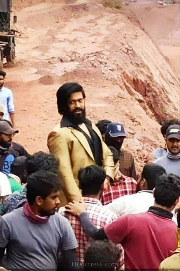 KGF Chapter 2 Movie Shooting Visit | KGF Movie SET | Trip to Indian Gold City | KGF2 Movie Making
