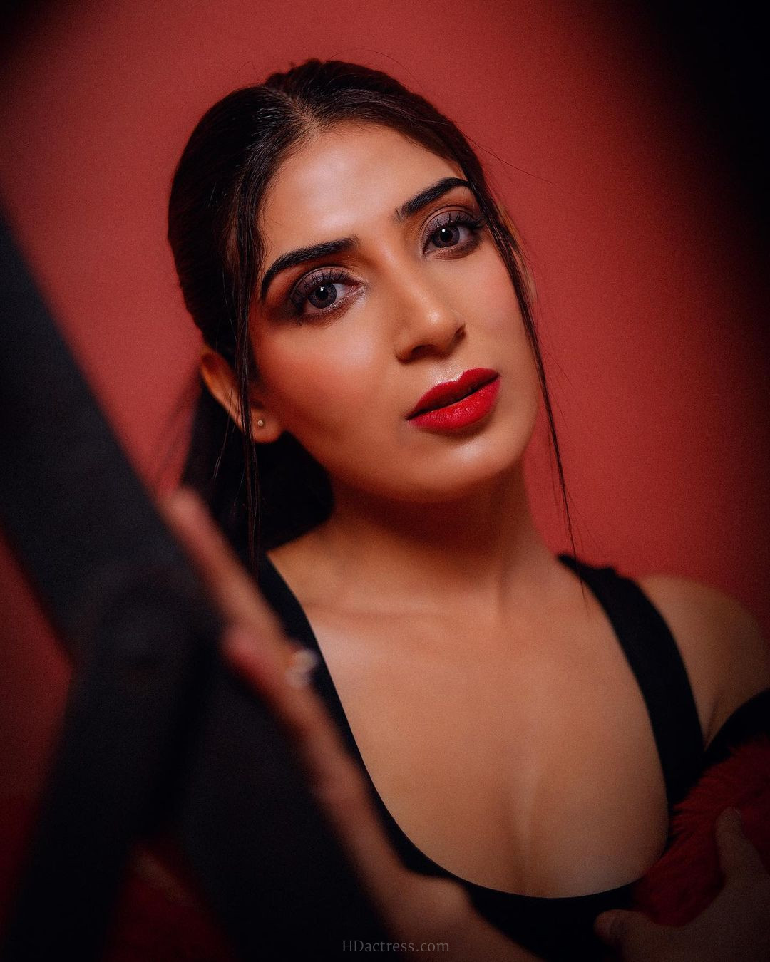Komica Anchal Long legs Show in Red Mini Top | HDactress.com - Image 1