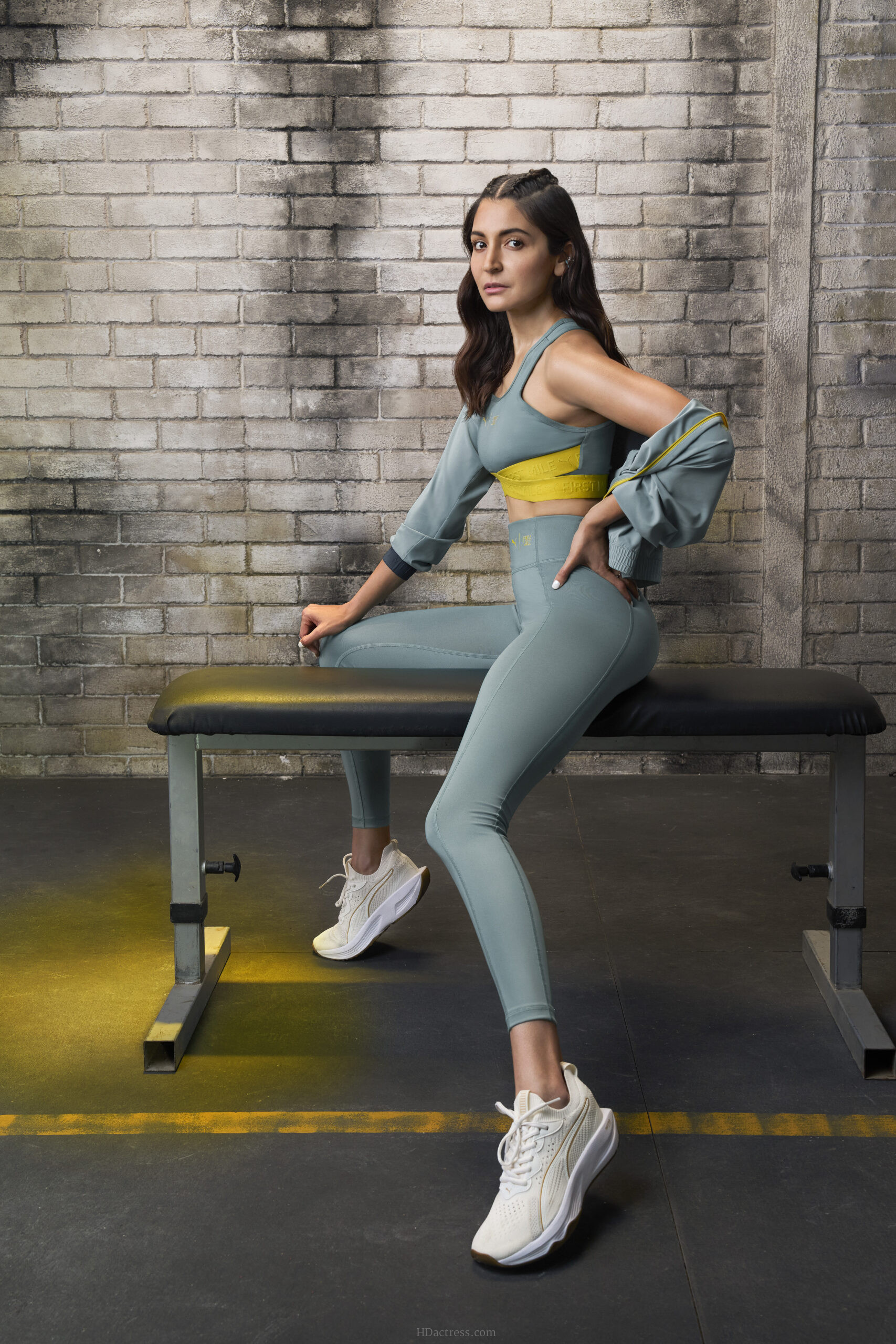 Actress Anushka Sharma (4000×6000) UHD 4K Wallpapers - Image 1