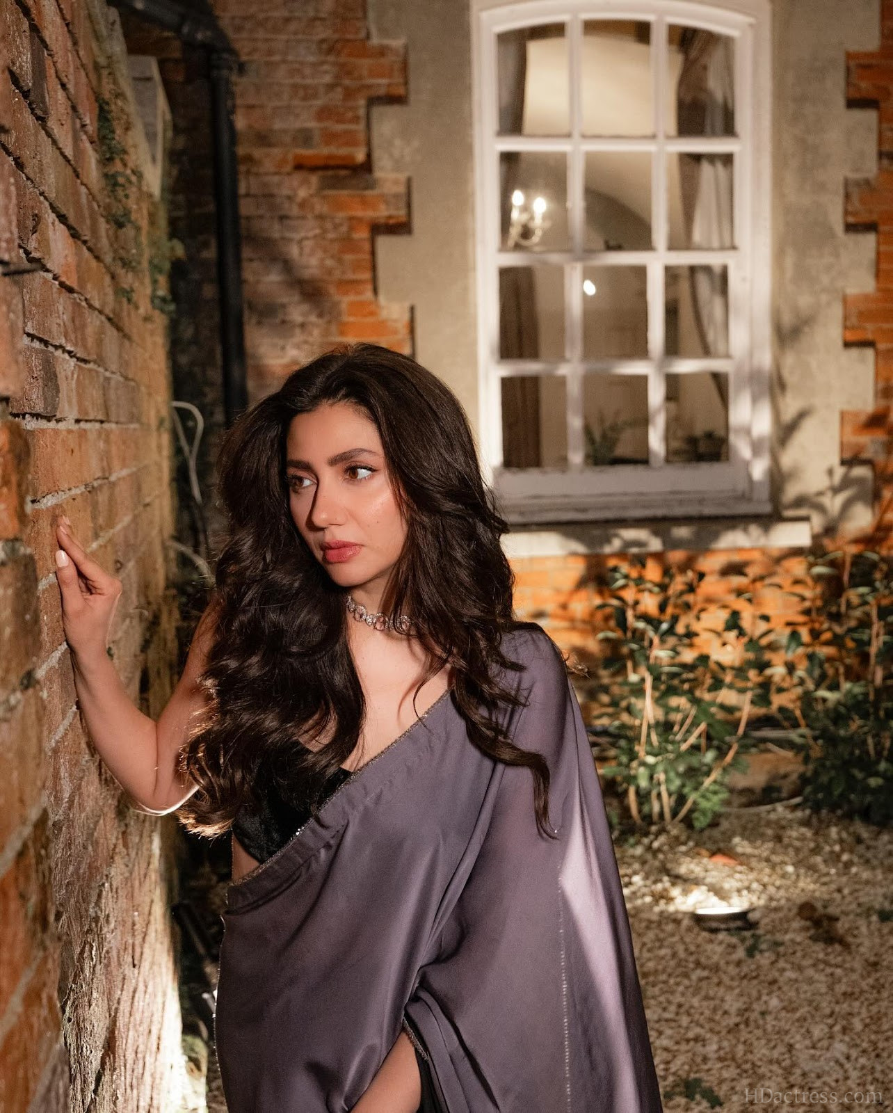 Mahira Khan Slays in Her Latest Pictures