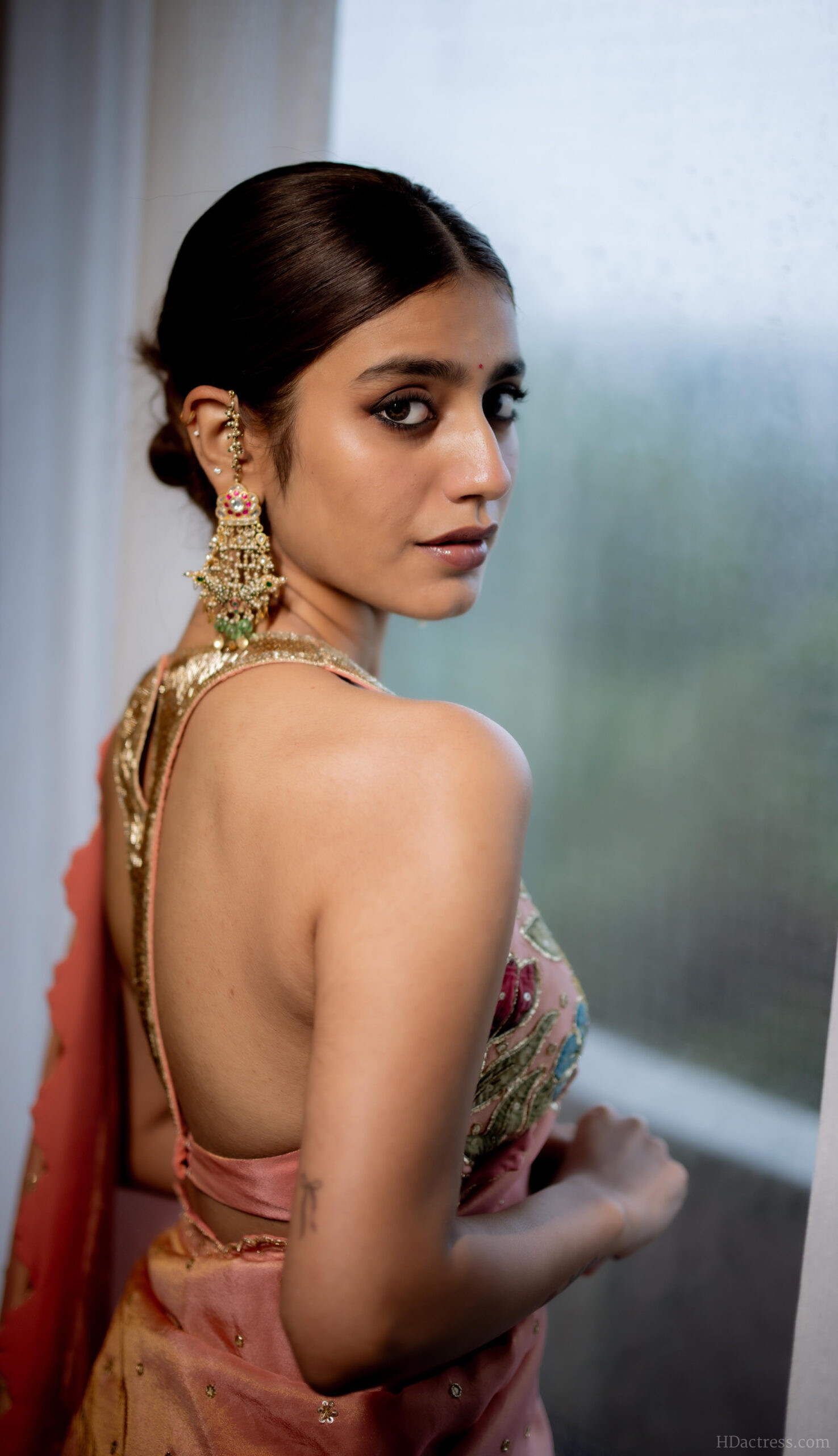 Actress Priya Prakash Varrier (4110×7131) UHD 4K Wallpapers