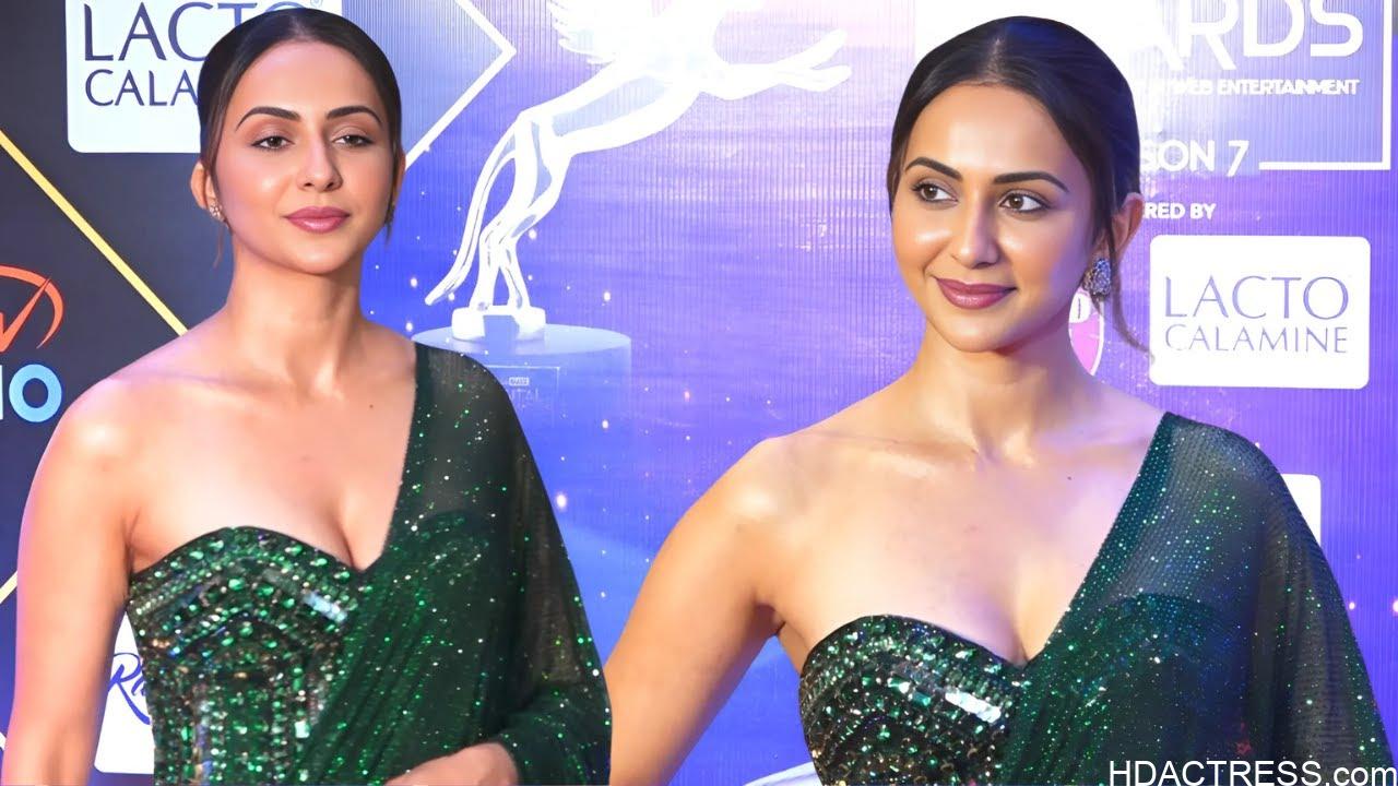 Rakul Preet Singh Slays in Green: See Her Most Stunning Glam Photos - Image 1