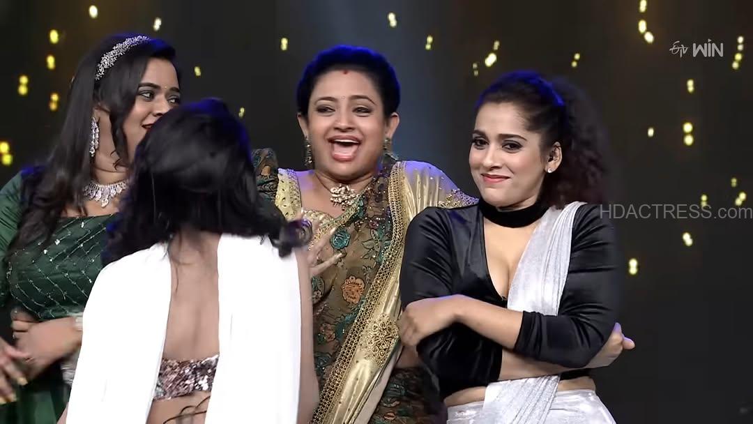 Rashmi Gautam & Indraja TV Moments Expressions That Went Viral - Image 2 Rashmi Gautam & Indraja TV Moments Expressions That Went Viral - Image 2
