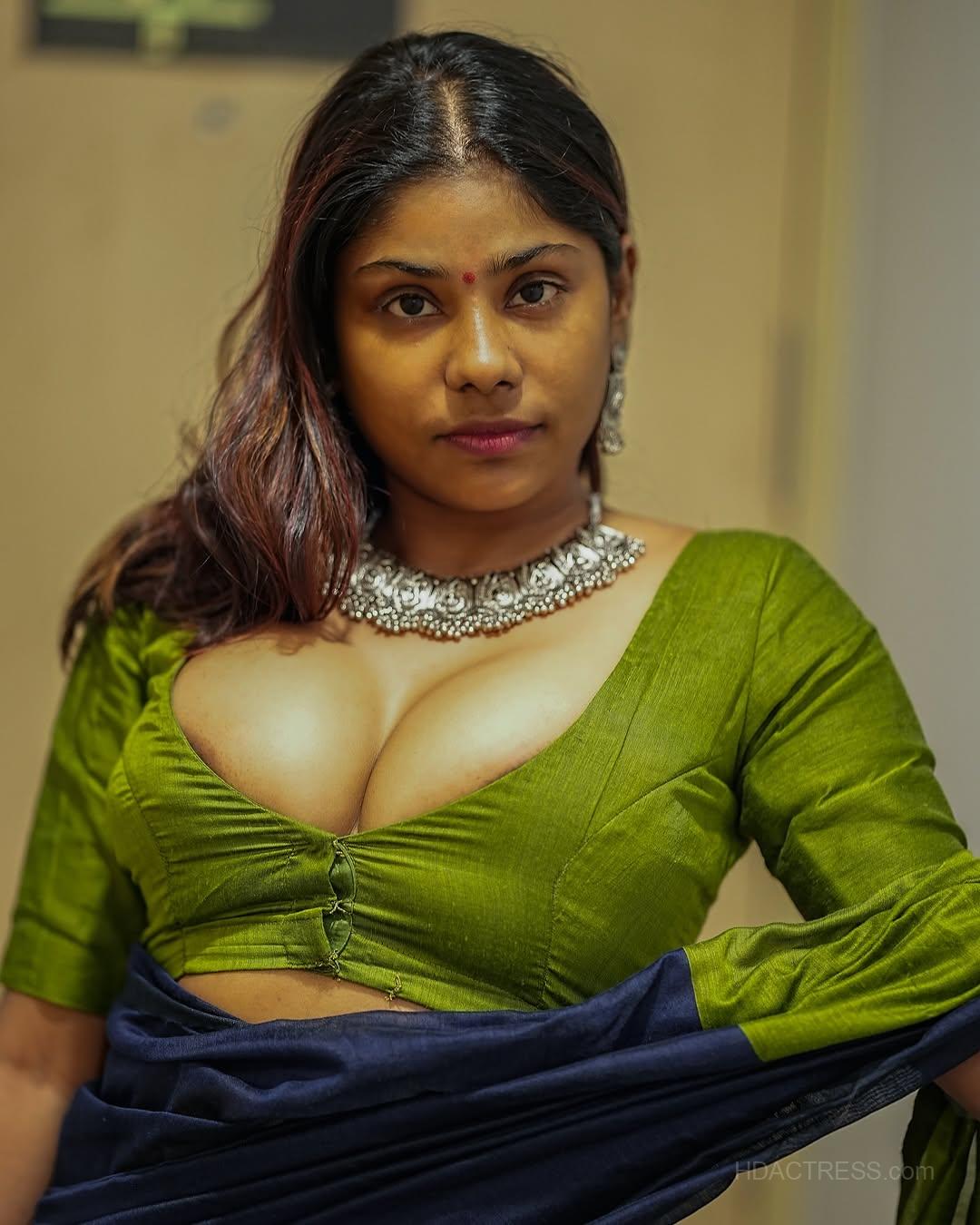 Aishwarya Vadivu Turns Up the Heat in Her Latest Green Blouse Photo Drop - Image 1