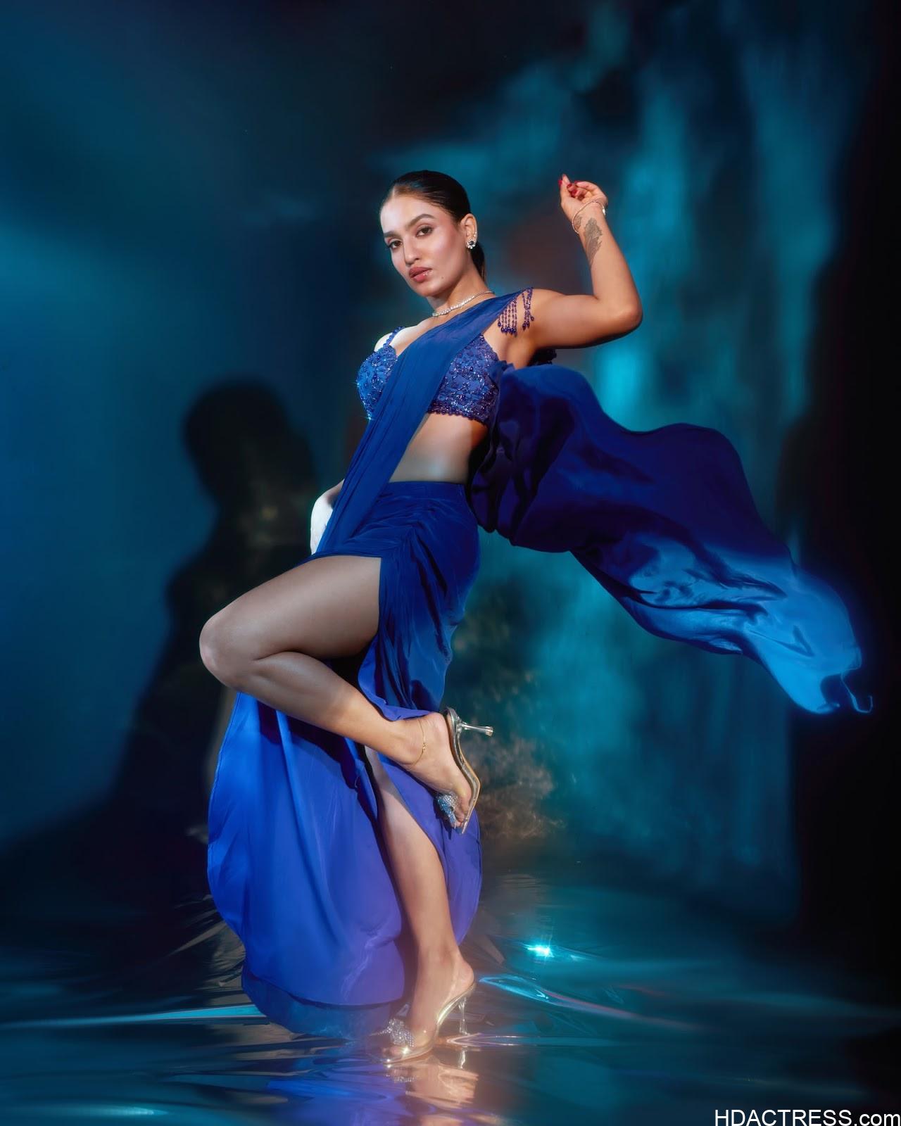 Saniya Iyappan Unleashes Her curves Boldest Look Yet s - Image 4 Saniya Iyappan Unleashes Her curves Boldest Look Yet s - Image 4