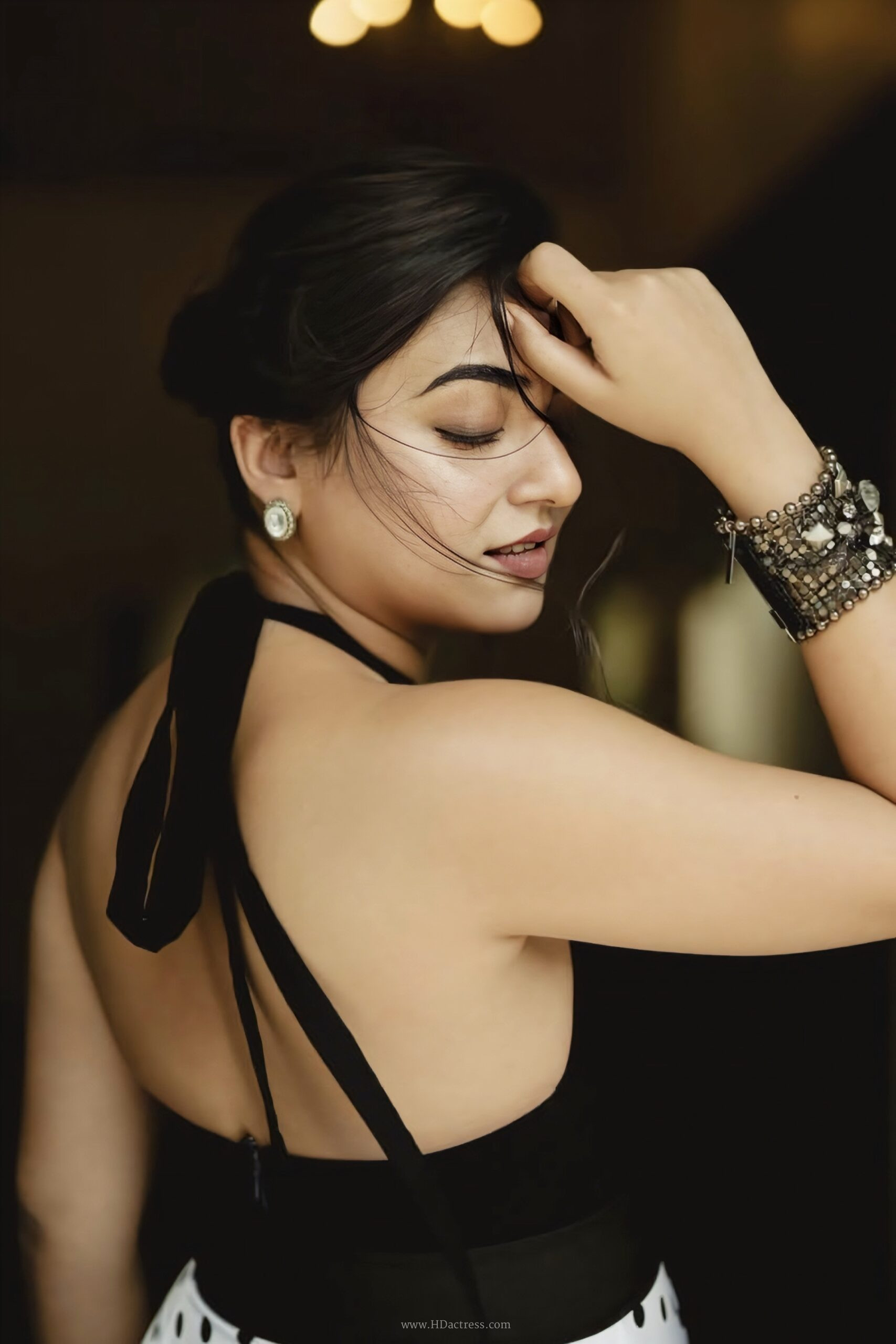 Nazriya Malayalam film actress HD closeup photos