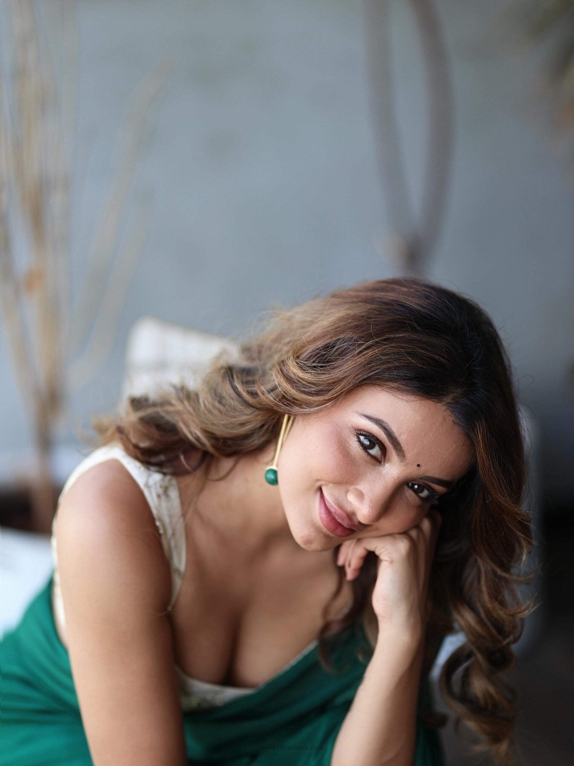 Tejaswi Madivada Sizzles in Viral Sleeveless Low-Cut Blouse Photoshoot