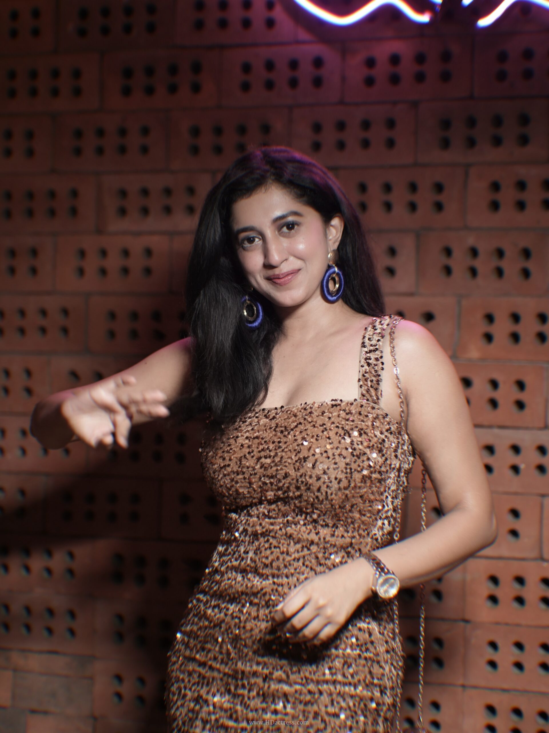 Payal Chengappa maintains a gorgeous, naturally athletic figure with body measurements of 34-26-35 inches and a bra size of 34B.