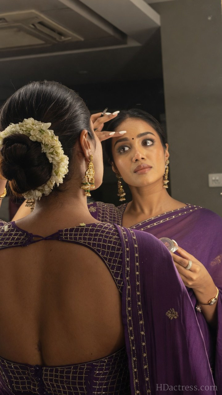 Nivetha Pethuraj Viral Pics: The Glamorous Saree Back Show Leaving Fans Speechless