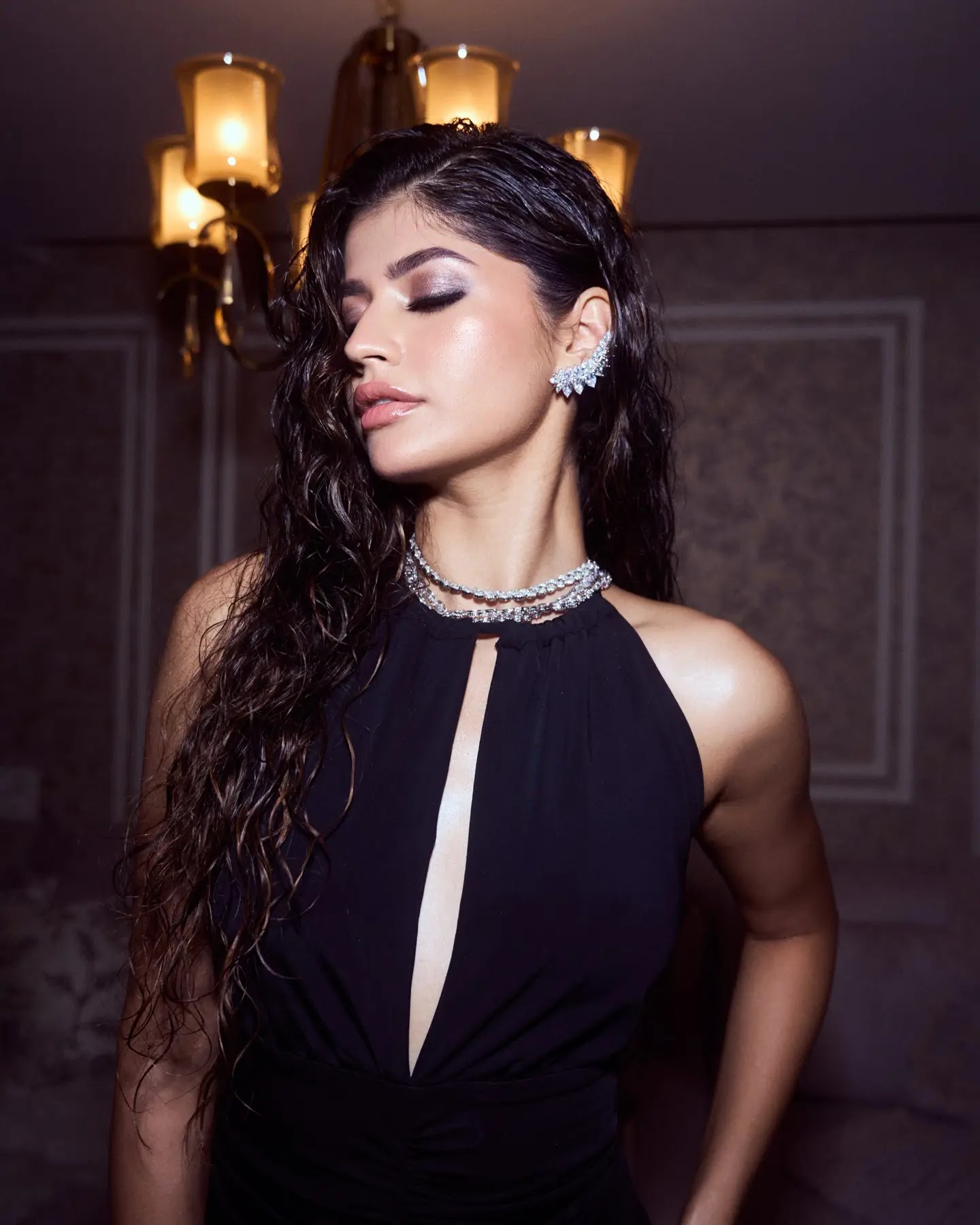 Hindi Actress Anjini Dhawan Wearing Black Gown | HDactress.com - Image 3 Hindi Actress Anjini Dhawan Wearing Black Gown | HDactress.com - Image 3