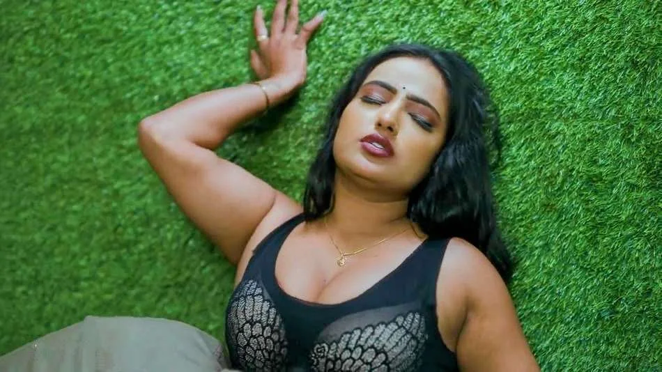 Shyna Khatri Complete Bold Web Series List Her Most Viral OTT Roles - Image 10 Shyna Khatri Complete Bold Web Series List Her Most Viral OTT Roles - Image 10