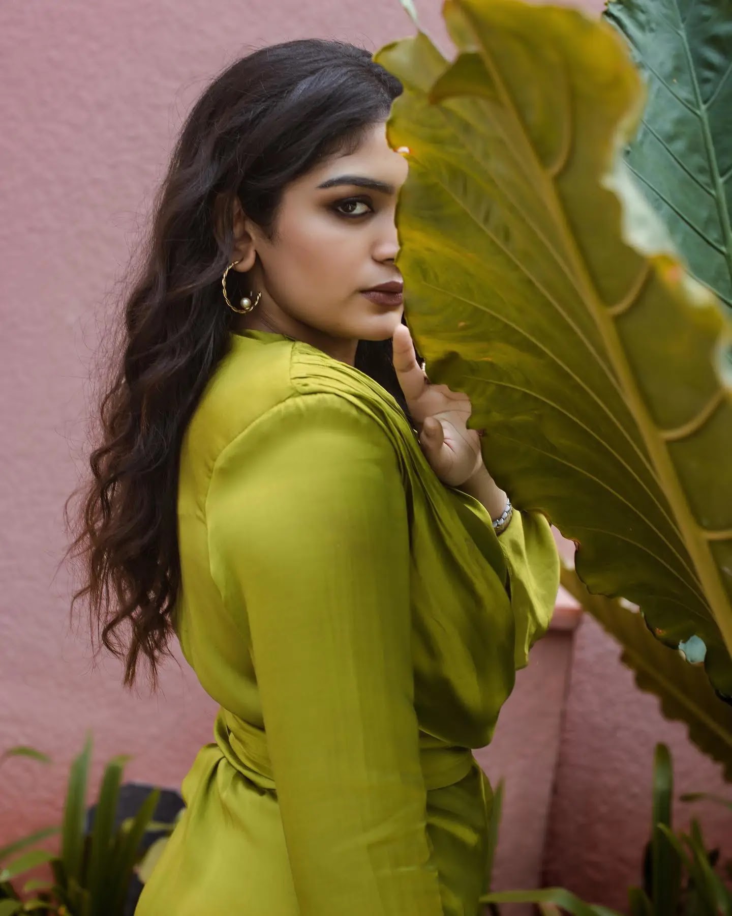Tollywood Actress Aditi Shankar Wearing Green Gown | HDactress.com - Image 6 Tollywood Actress Aditi Shankar Wearing Green Gown | HDactress.com - Image 6