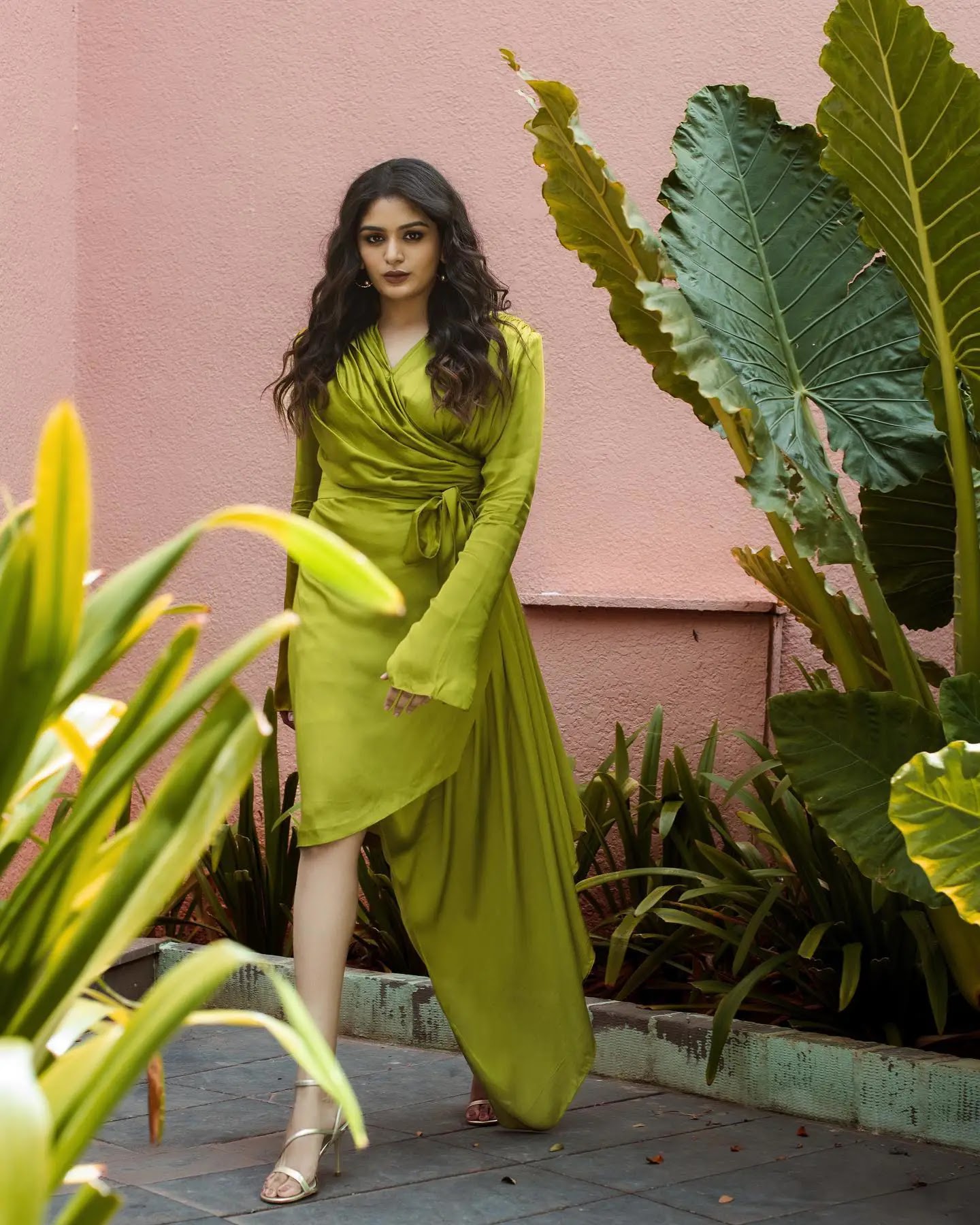 Tollywood Actress Aditi Shankar Wearing Green Gown | HDactress.com - Image 7 Tollywood Actress Aditi Shankar Wearing Green Gown | HDactress.com - Image 7