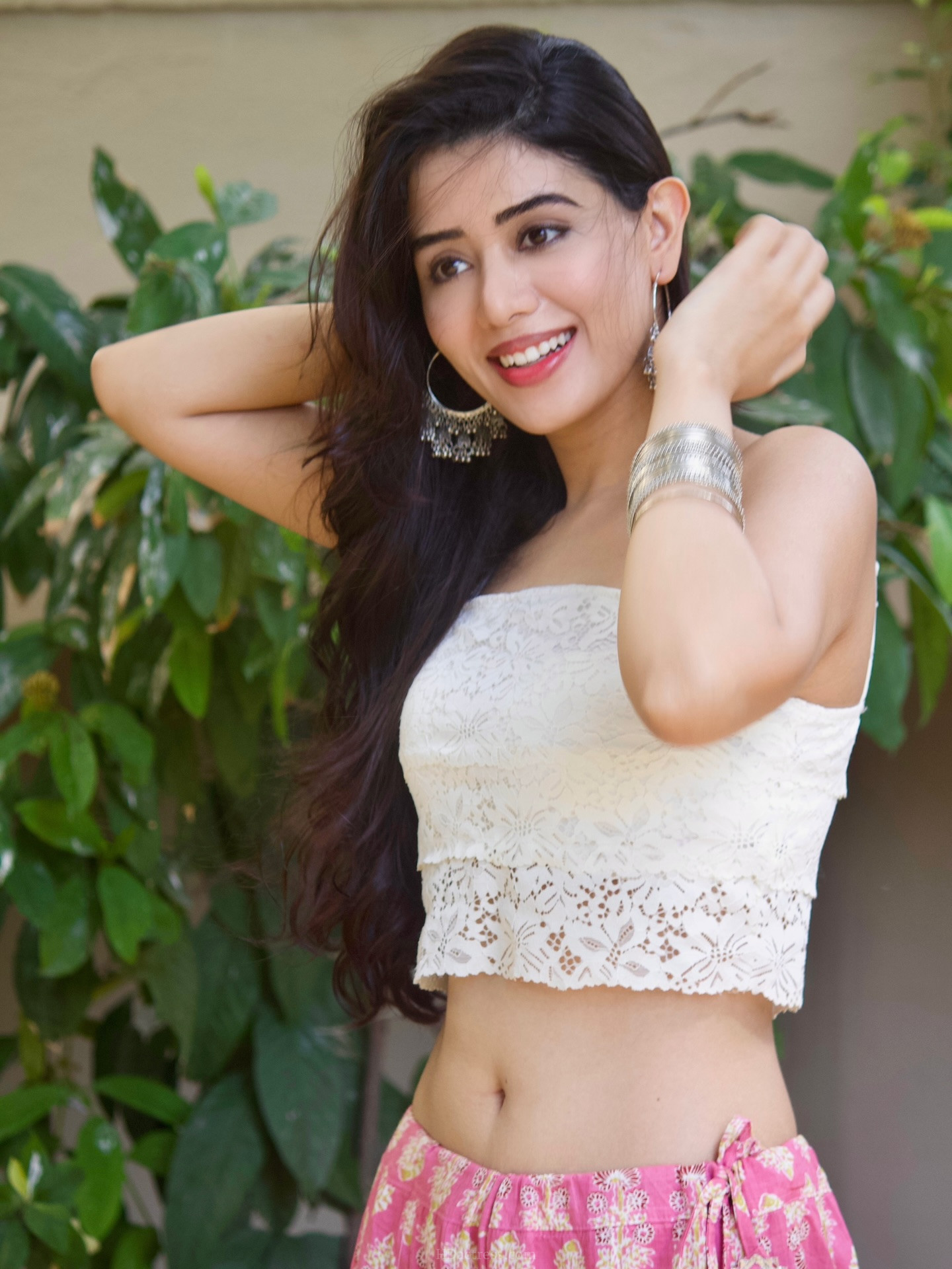 Aarti Chikara armpits in white lace crop top and pink lehenga skirt Aarti Chikara armpits in white lace crop top and pink lehenga skirt