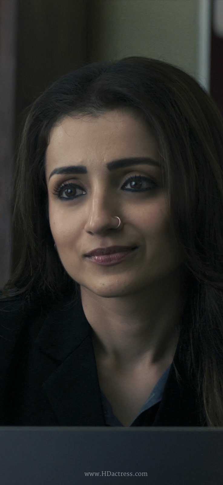 Ultra-Sexy Trisha Krishnan HD Wallpapers from Karuppu for Your Phone Screen