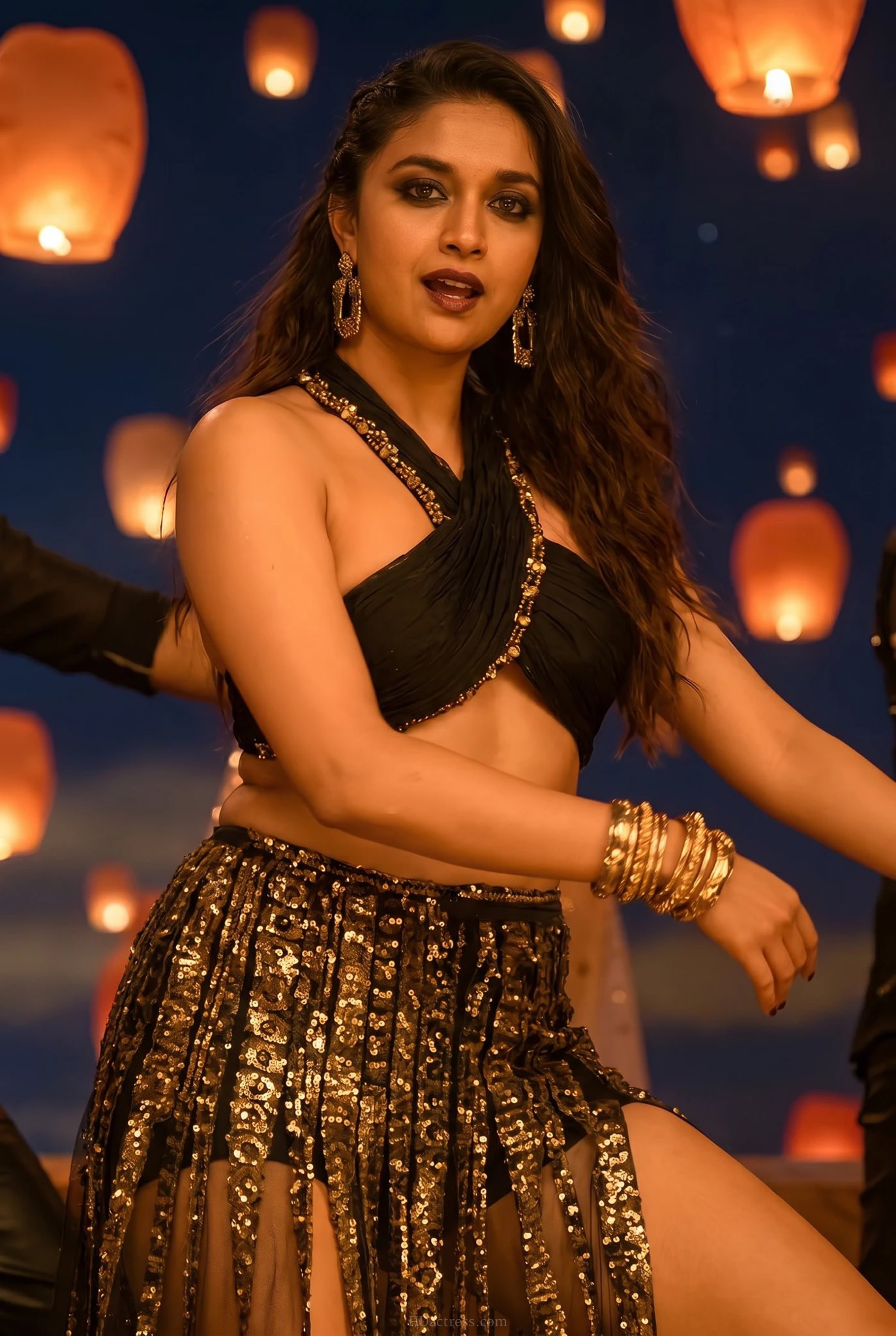  #KeerthySuresh Full length UHD fashion photography of Keerthy Suresh wearing a chic bralette and modern fusion wear.