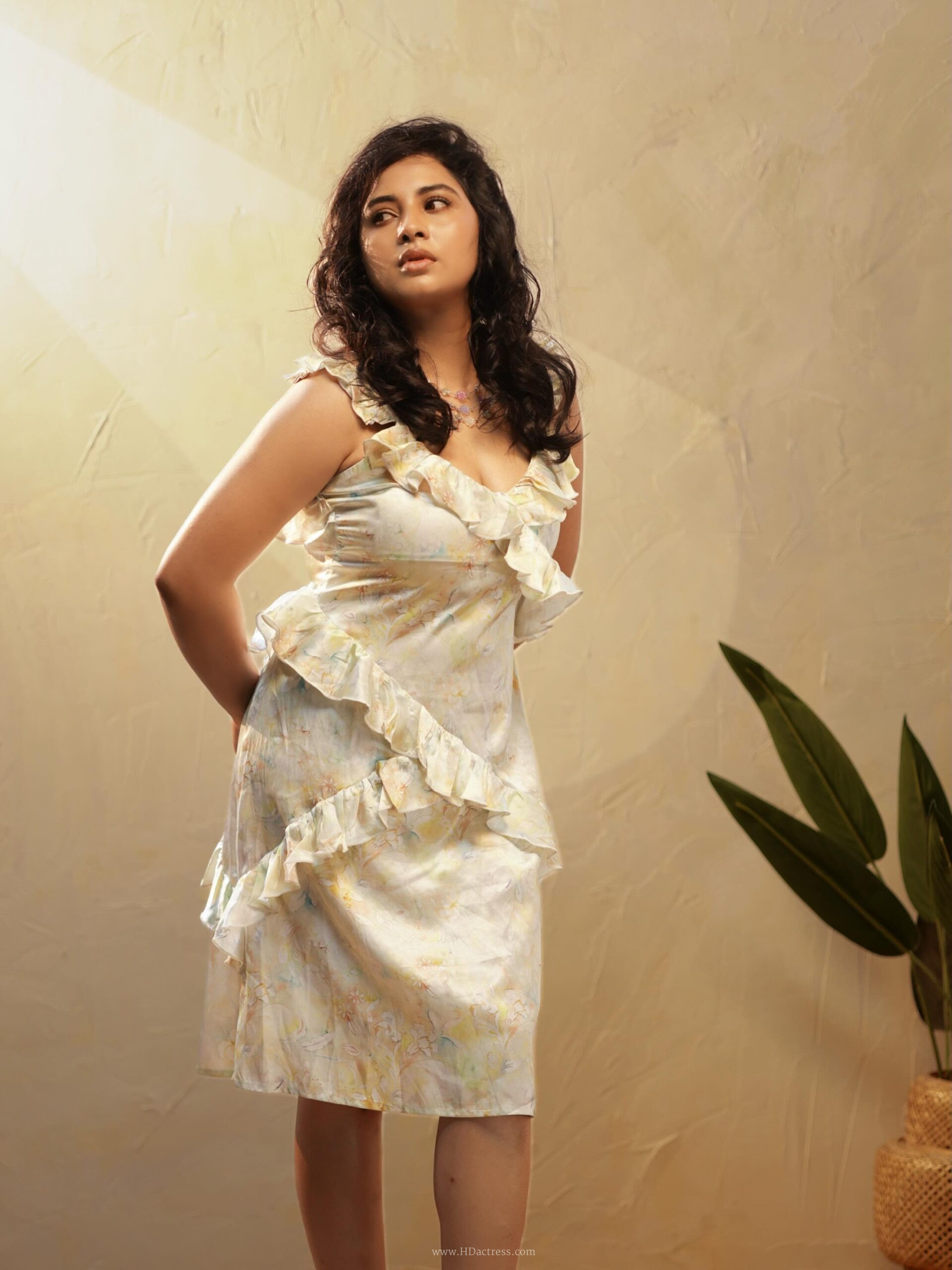 Srushti Dange’s Jaw-Dropping Maxi Dress Look Has the Internet Obsessed