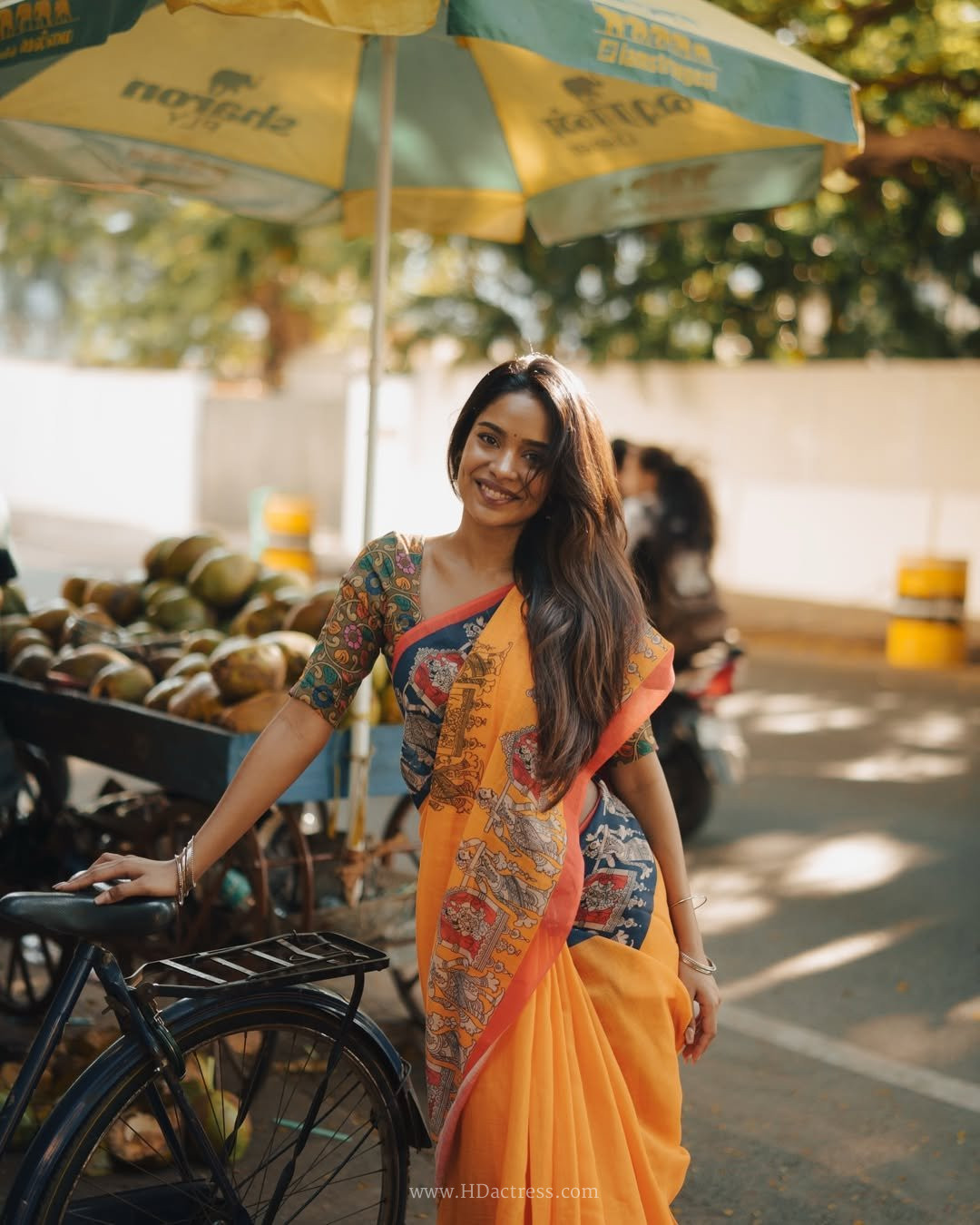 Abyukta Manikandan, Abhyukta Manikandan saree photoshoot, GOAT actress viral photos, South Indian actress saree look, beautiful navel show, celebrity body measurements, hot traditional saree pictures