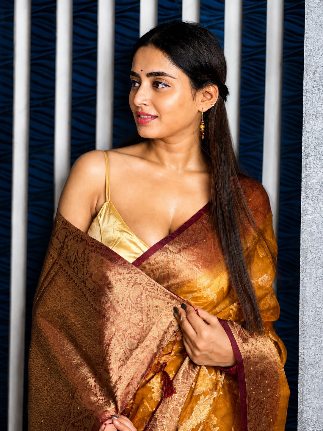 Kashish J Chopra Latest Mustard Gold Saree Pics - Image 3 Kashish J Chopra Latest Mustard Gold Saree Pics - Image 3