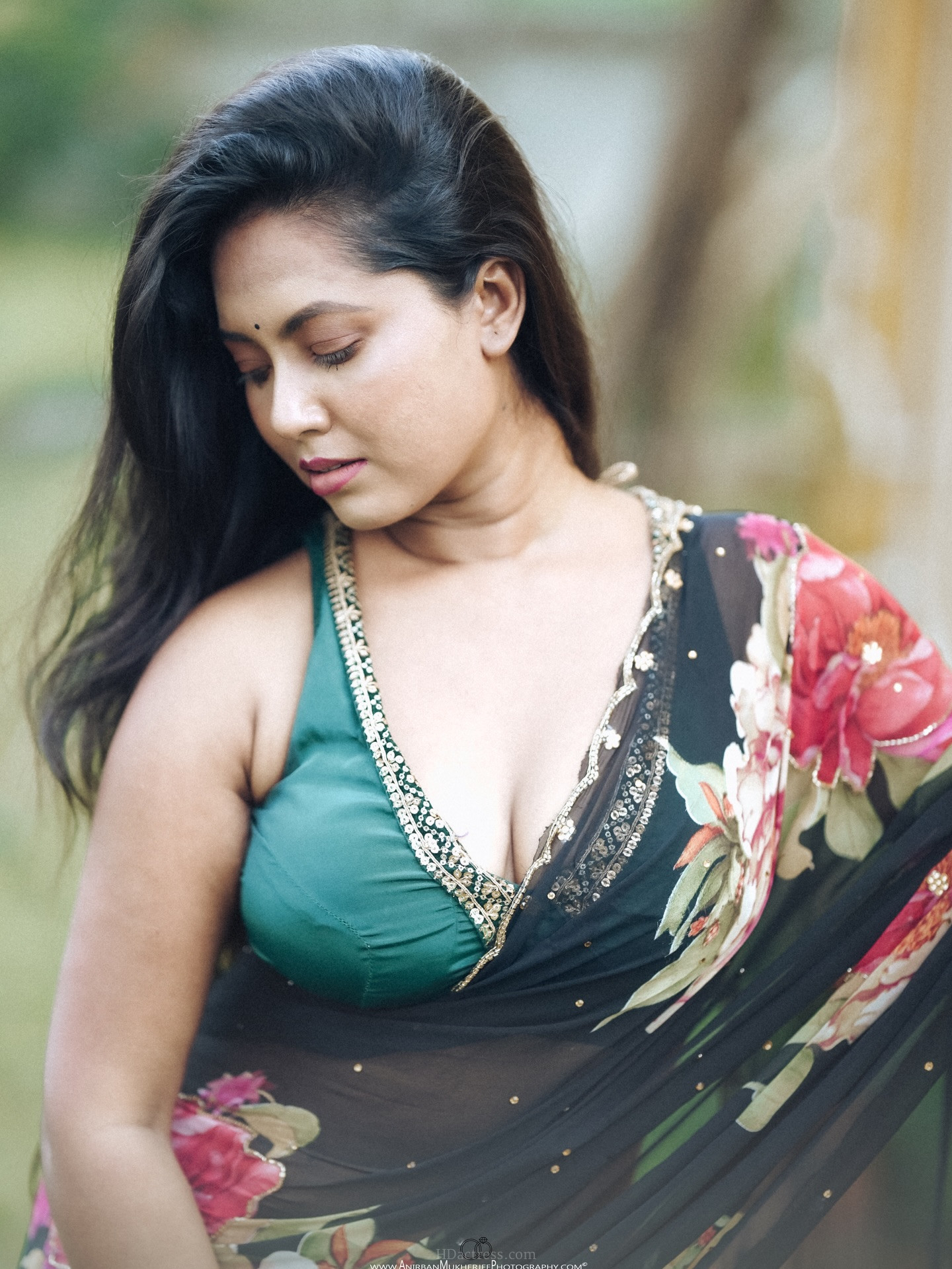 Piu Dey Maikap in green blouse and floral saree drape Piu Dey Maikap in green blouse and floral saree drape