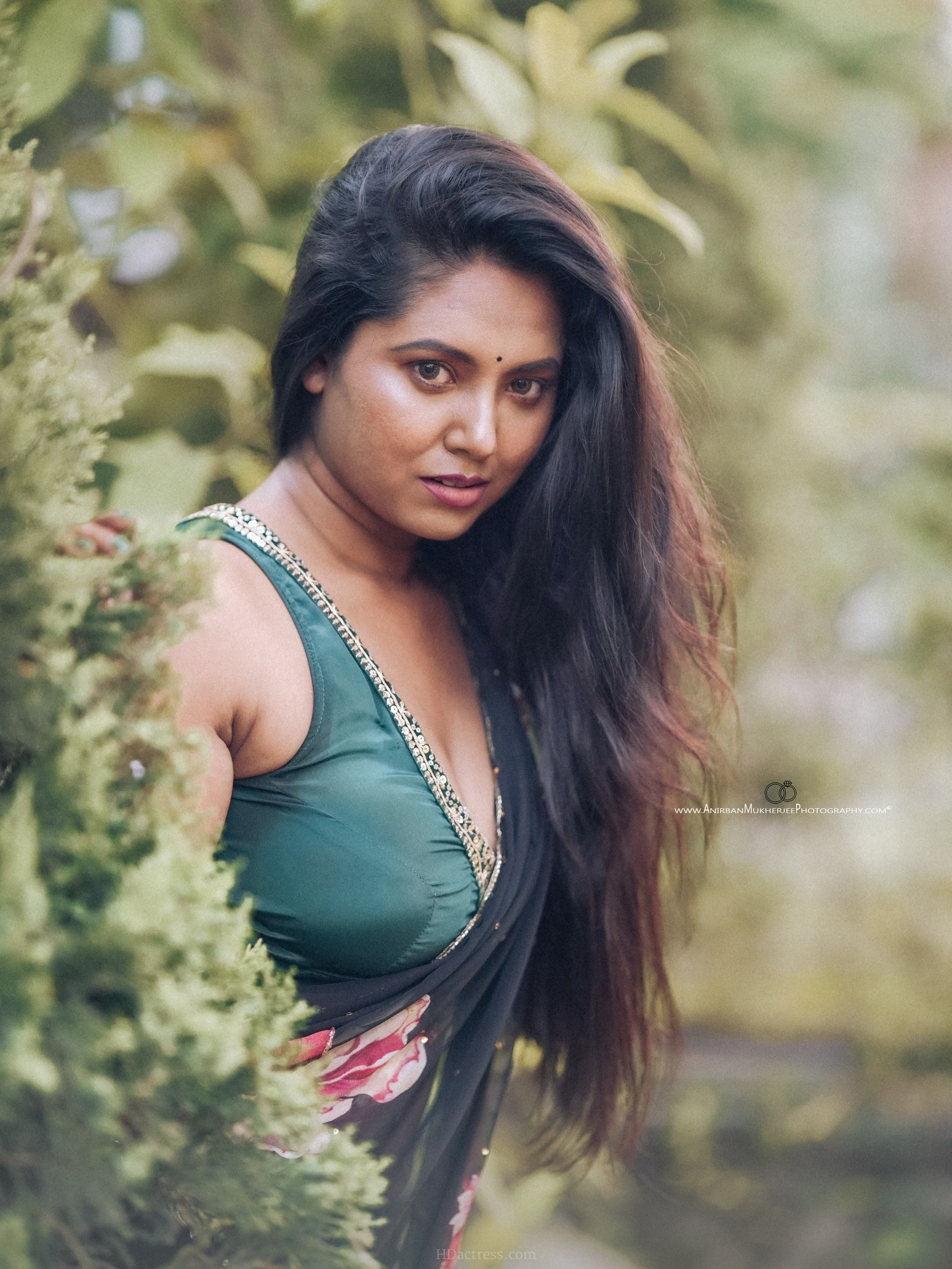 Piu Dey Maikap in green blouse and floral saree drape Piu Dey Maikap in green blouse and floral saree drape