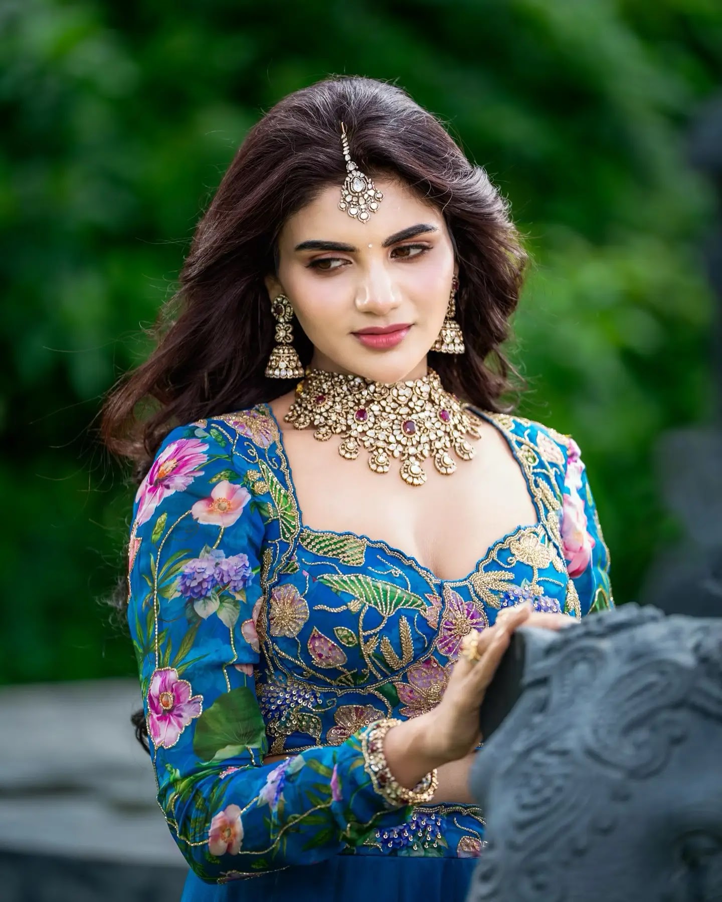 Jabardasth Varsha Stills In Gold Jewellery Blue Lehenga Choli