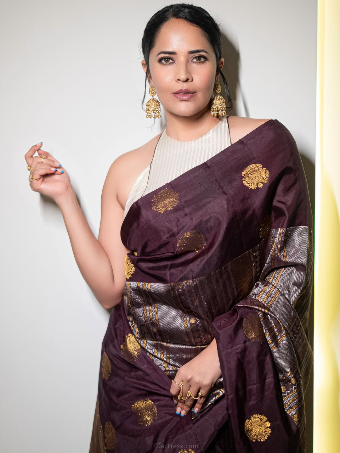 Anasuya Bharadwaj in wine purple silk saree Anasuya Bharadwaj in wine purple silk saree