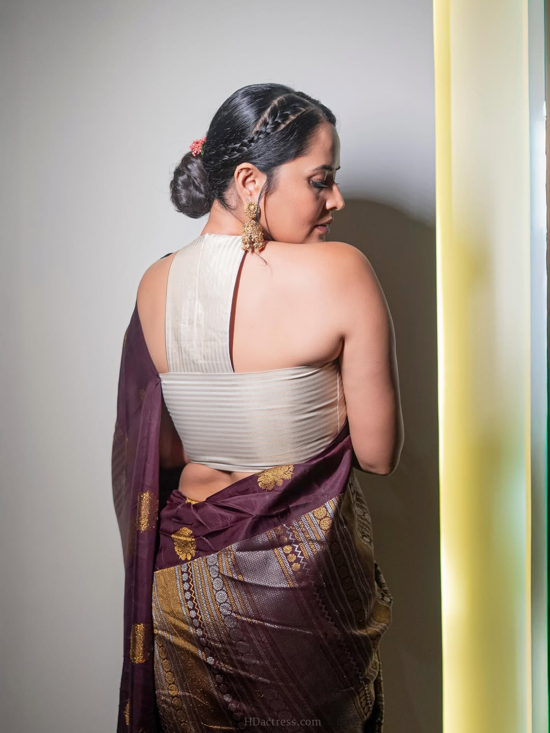 Anasuya Bharadwaj in wine purple silk saree Anasuya Bharadwaj in wine purple silk saree