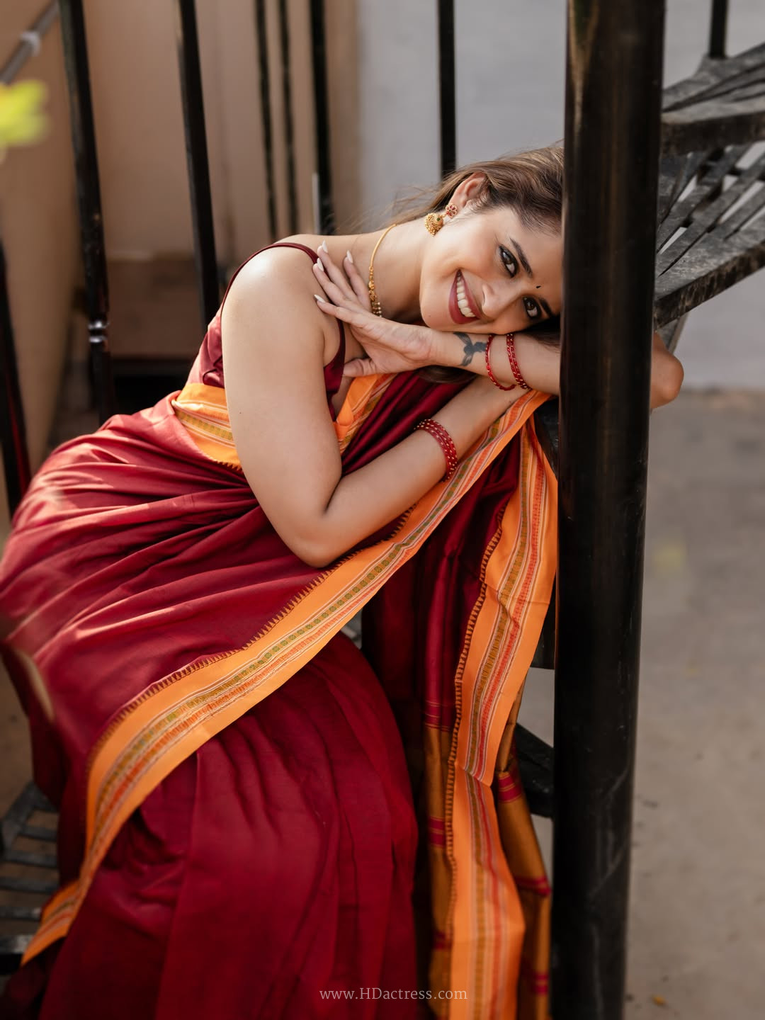 ravallika Damerla in maroon handloom silk saree ravallika Damerla in maroon handloom silk saree