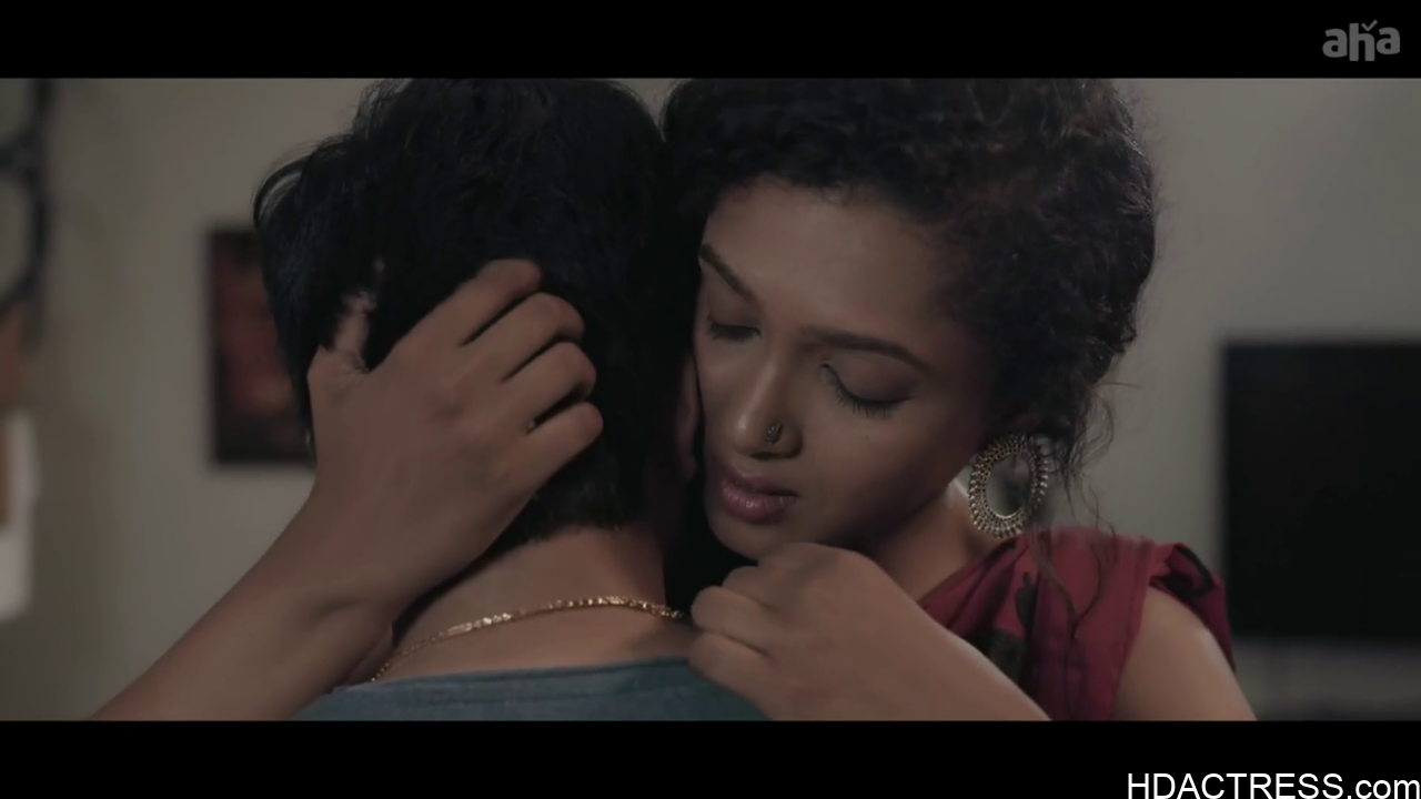 #ApoorvaBharadwaj #HoneymoonMovie #RomanticScenes #BollywoodRomance #ViralMovieScenes #HotMovieMoments