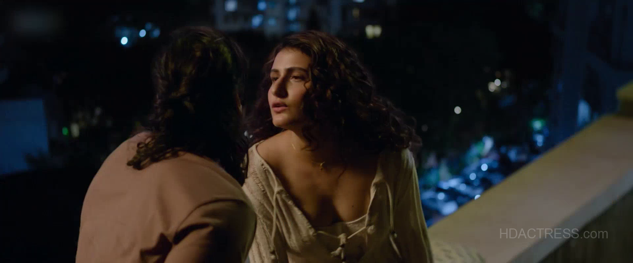 Fatima Sana Shaikh’s Sensational Style for “Metro… In Dino” (2025)