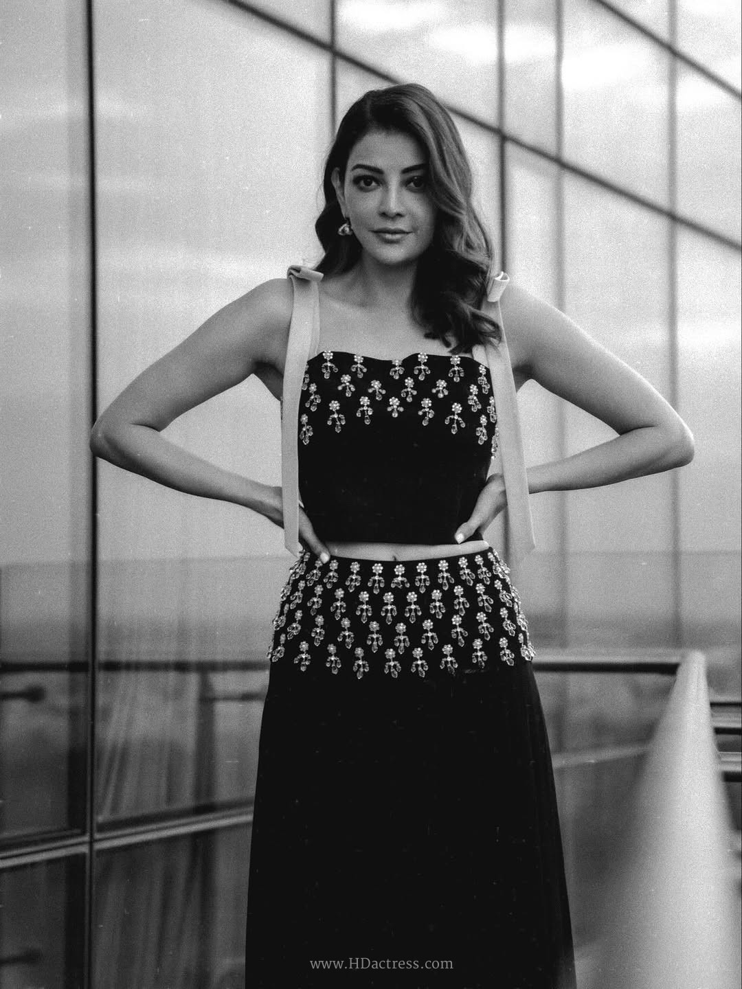 Kajal aggarwal stuns in chic monochrome outfit - Image 2 Kajal aggarwal stuns in chic monochrome outfit - Image 2