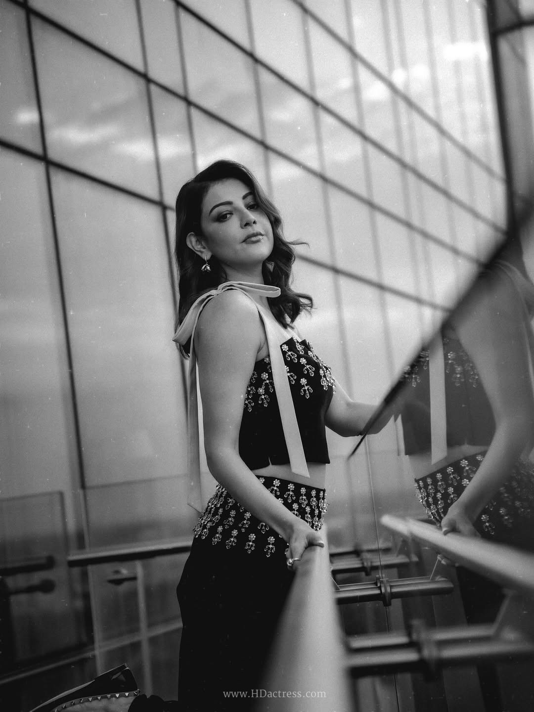 Kajal aggarwal stuns in chic monochrome outfit - Image 6 Kajal aggarwal stuns in chic monochrome outfit - Image 6