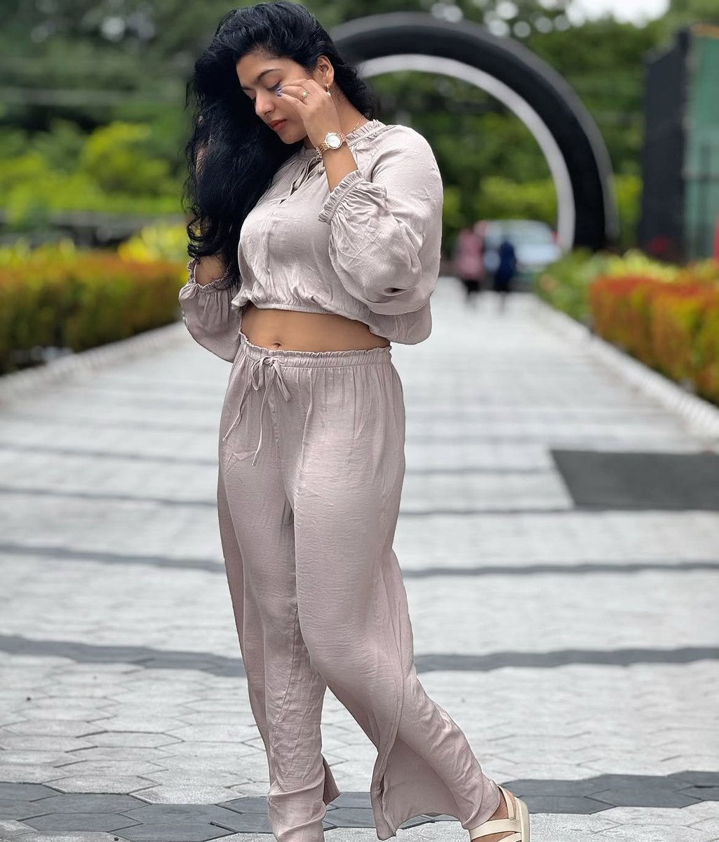 Akshatha Srinivas F09fa9b6f09f98bb Latest Hd Photos