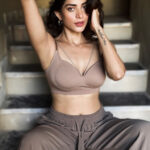 Amruta Singh Latest Athleisure Style Images | HDactress.com