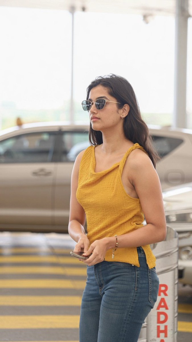 Bhagyshri Borse Is Spotted With Her Stunning Looks In The Airport F09f94a5 Bhagyashriborse