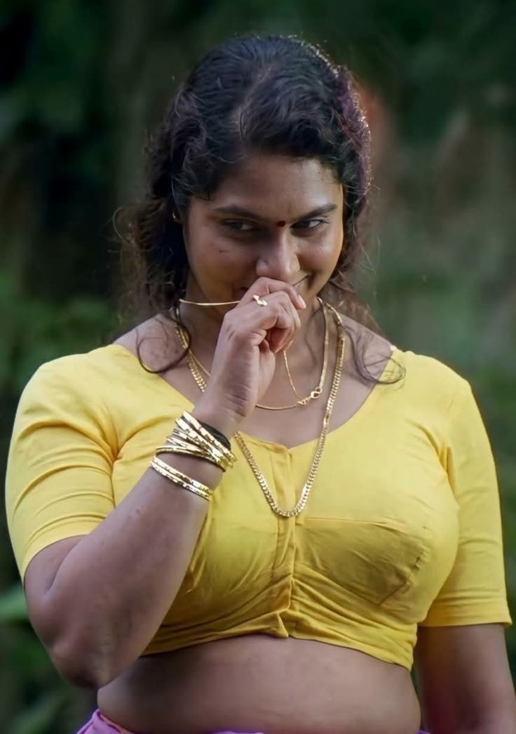 Blouse is always a nostalgic feel to 90's Kids.. Latest Pictures, Photos