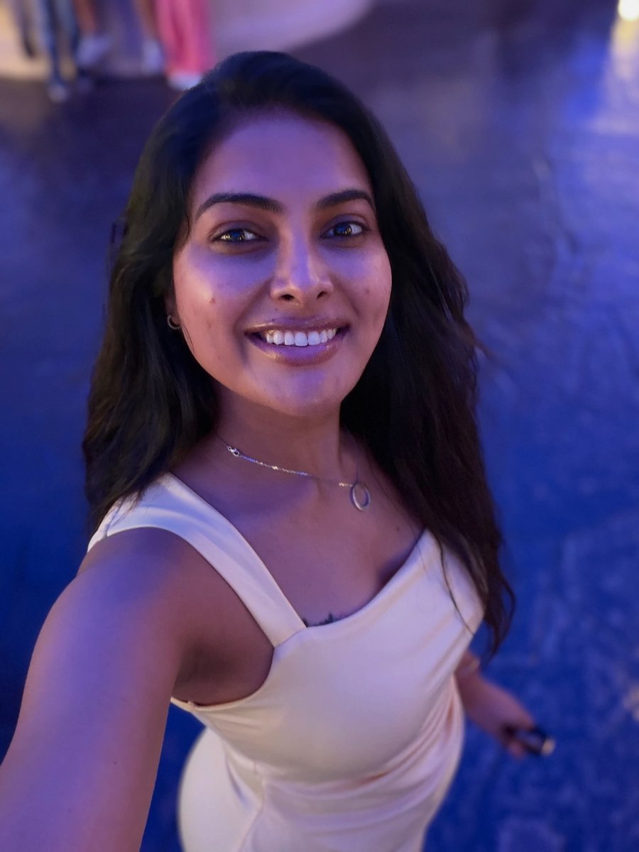 Divi Vadthya F09fa5b0f09f929b Latest Hd Photos