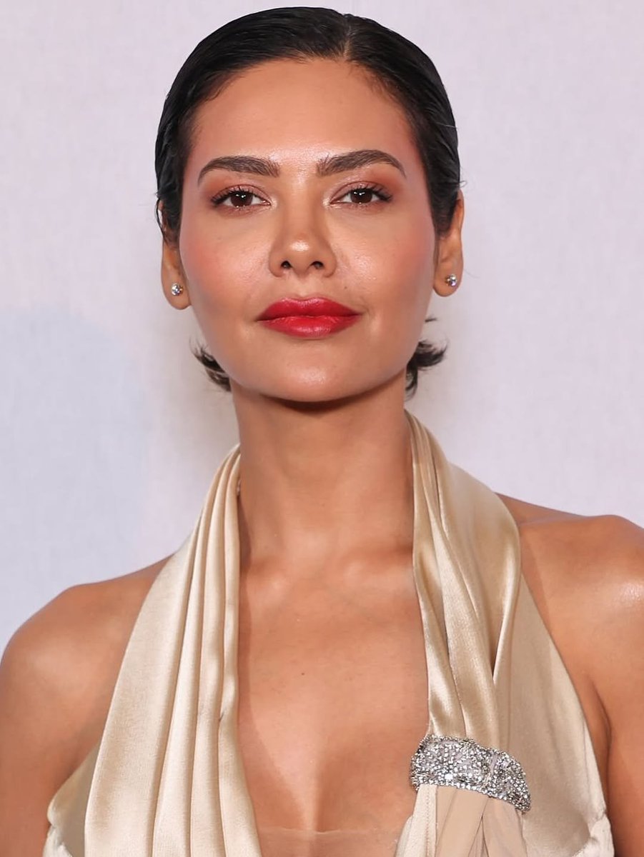 Esha Gupta F09f94a5f09f94a5 Latest Pictures Photos