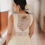 Esther Anil F09fa48df09f98bb Latest Hd Photos