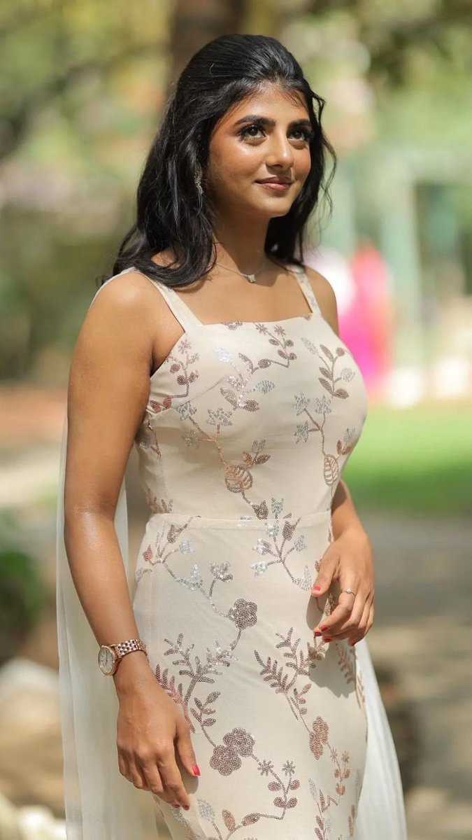 Gabriella Charlton.. Latest Pictures, Photos