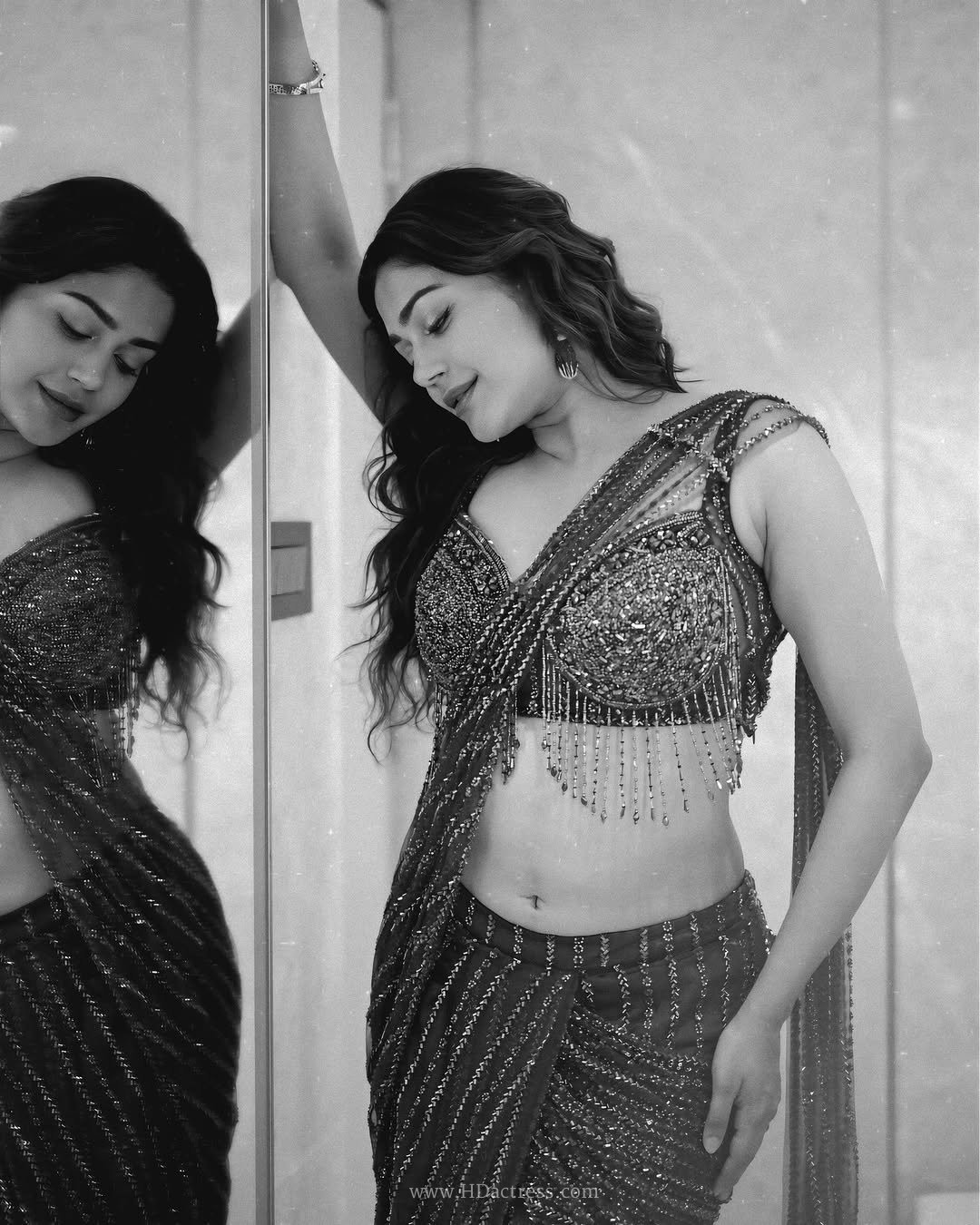 Payal Radhakrishna sexy, celebrity navel piercing, trending viral images, Payal Radhakrishna body, high fashion photoshoot, southern actress glamour