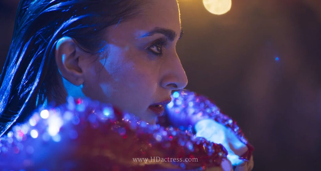 Kiara Advani, Toxic movie, Kiara Advani Toxic look, Yash Toxic, Kiara Advani hot photos, viral Bollywood romance, Kiara Advani bold scene, Bollywood style trends, celebrity measurements