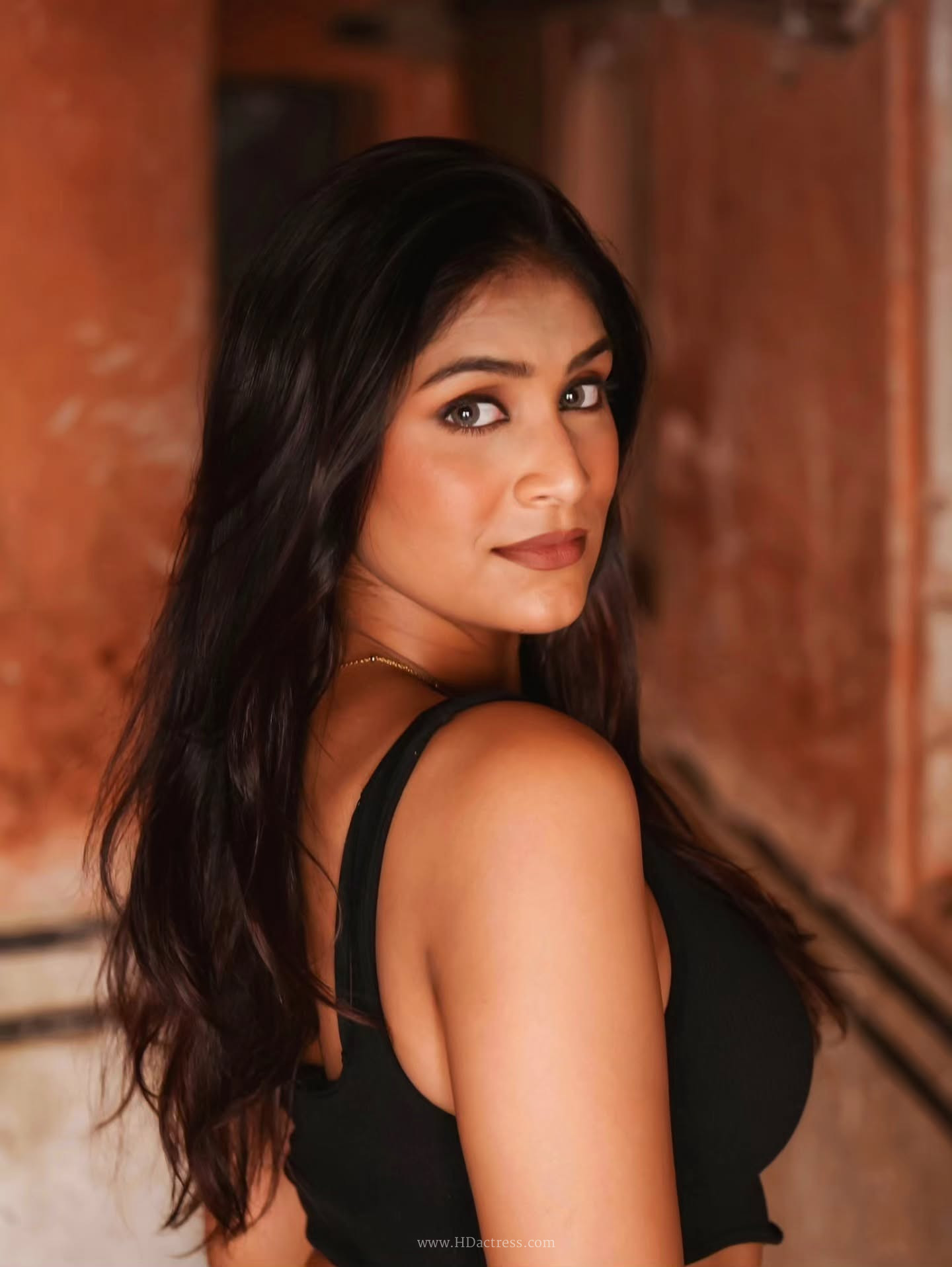 Chiranshi Mathur in black crop top and trousers Chiranshi Mathur in black crop top and trousers