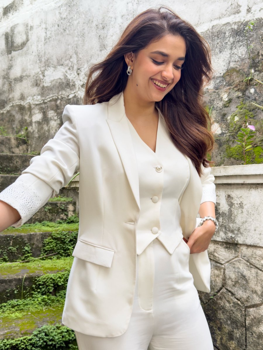 Keerthy Suresh F09fa48df09f9898 Latest Hd Photos