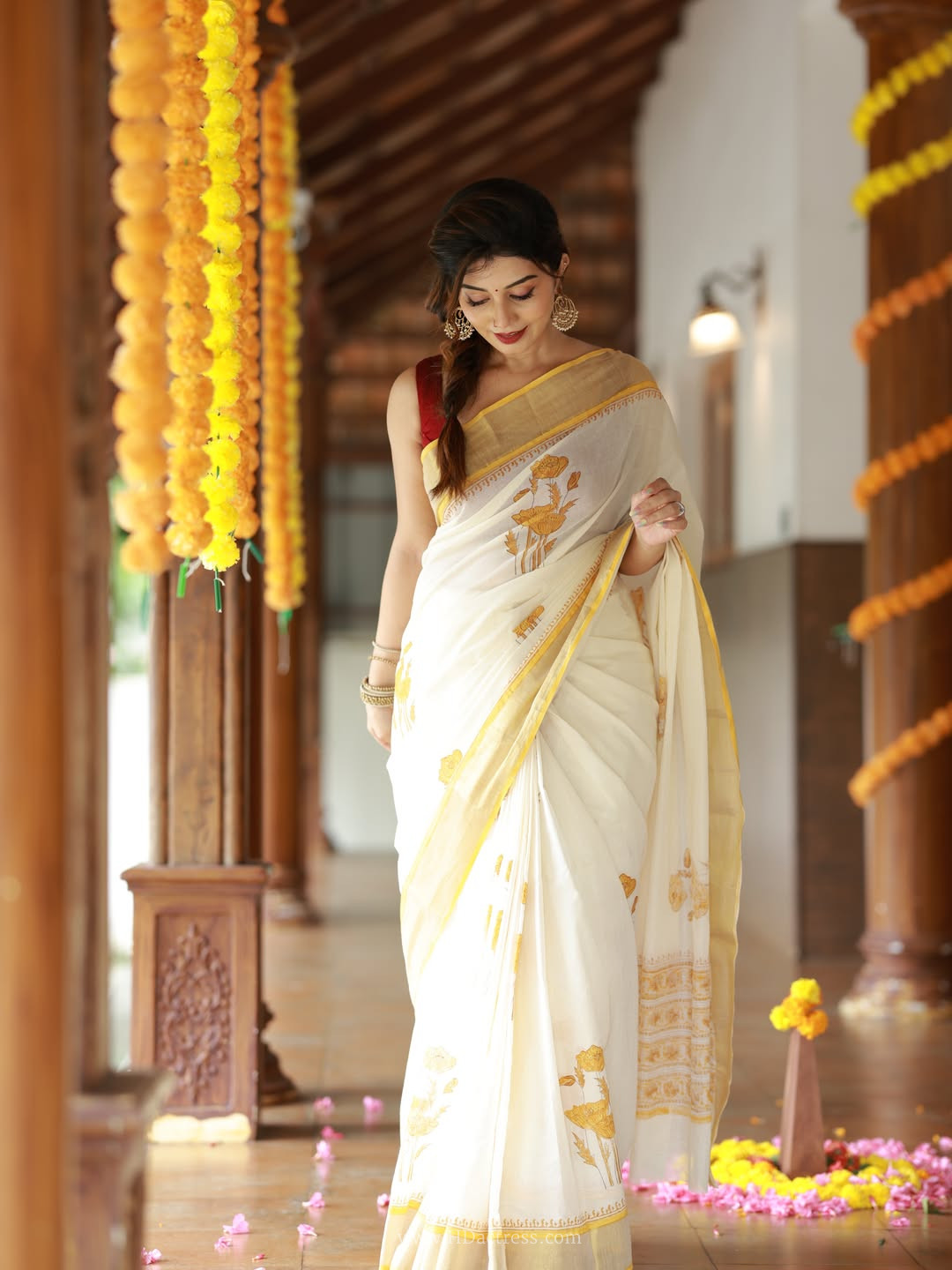 Irene David in traditional Kasavu saree Irene David in traditional Kasavu saree