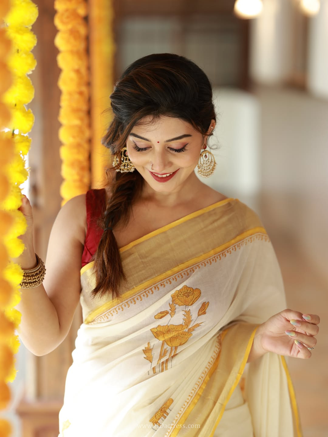 Irene David in traditional Kasavu saree Irene David in traditional Kasavu saree