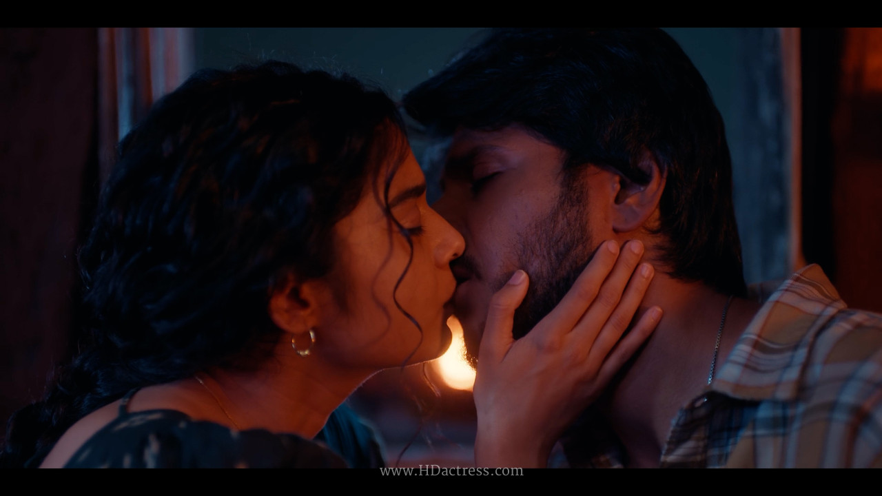 [Image: Mithila-Palkar-Super-Subbu-00-00-27-20-Still003.jpg]