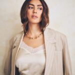 Mrunal Thakur F09fa9b6f09f98bbf09fa48d Latest Hd Photos